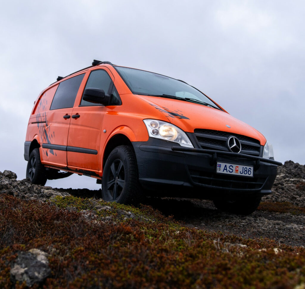 Louer Campervan Mercedes Vito 4x4 en Islande