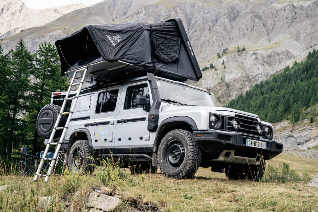 Ineos Grenadier aménagé pour un road trip en 4x4 hors des sentiers battus