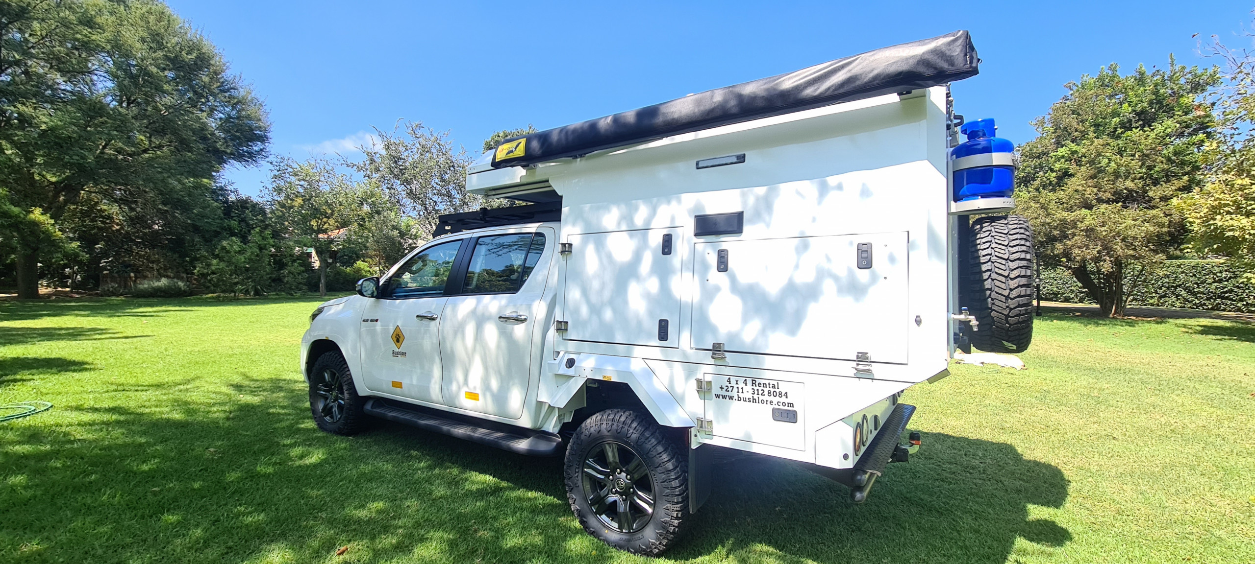 Hilux 4x4 DC Bushcamper 