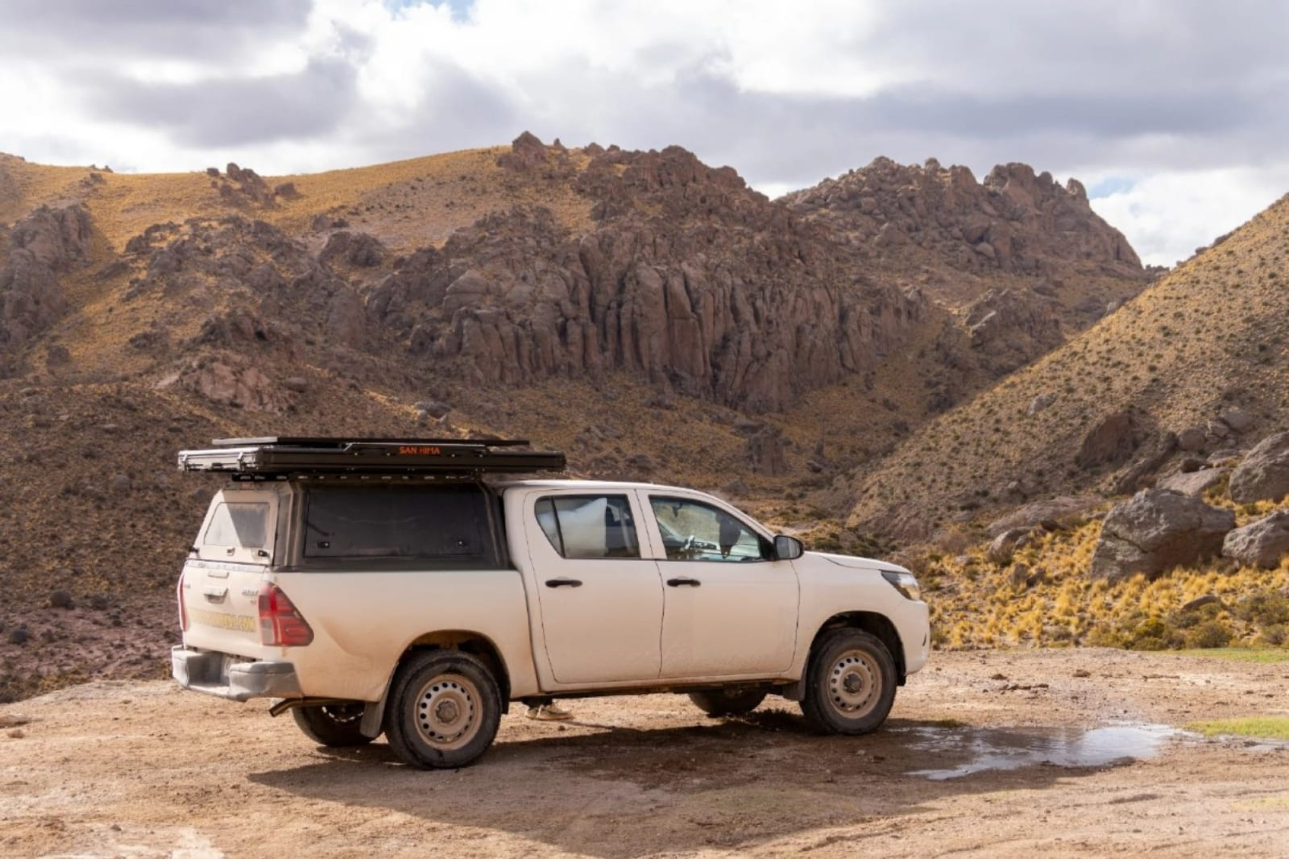 Hilux double Cab Roof Top Tent