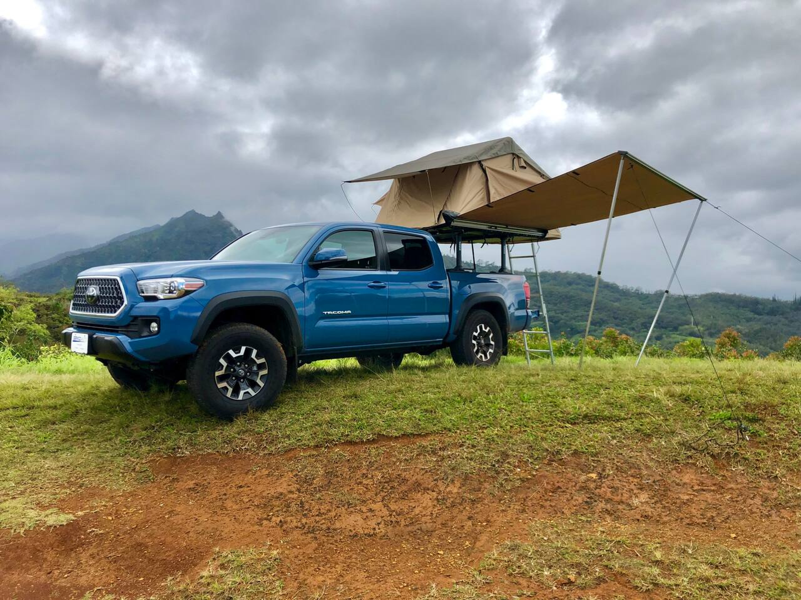 Tacoma TRD  Blue Kai